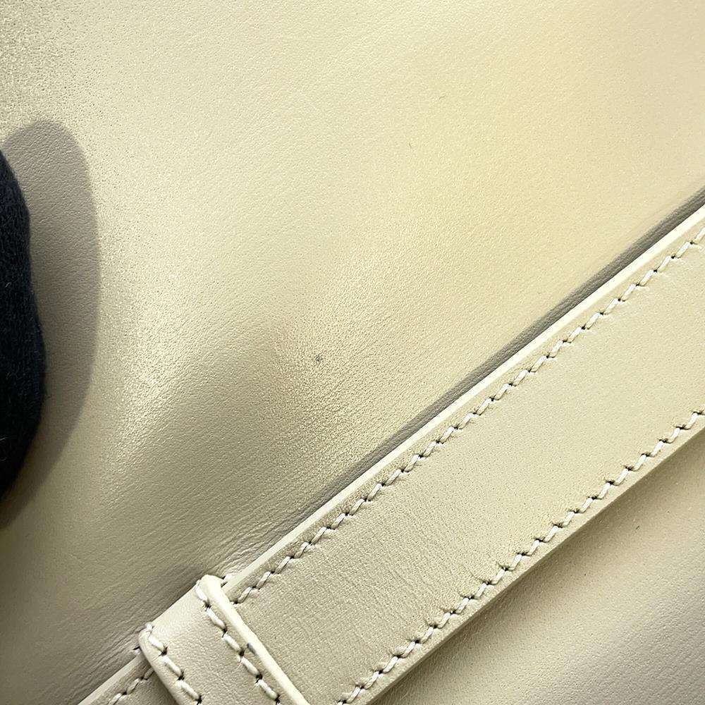 Saint Laurent Paris Manhattan Leather Shoulder Bag - Picture 11 of 12